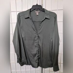 H&M Silk V Neck Collared Dark Green‎ Long Sleeve Button Down Blouse - Size L